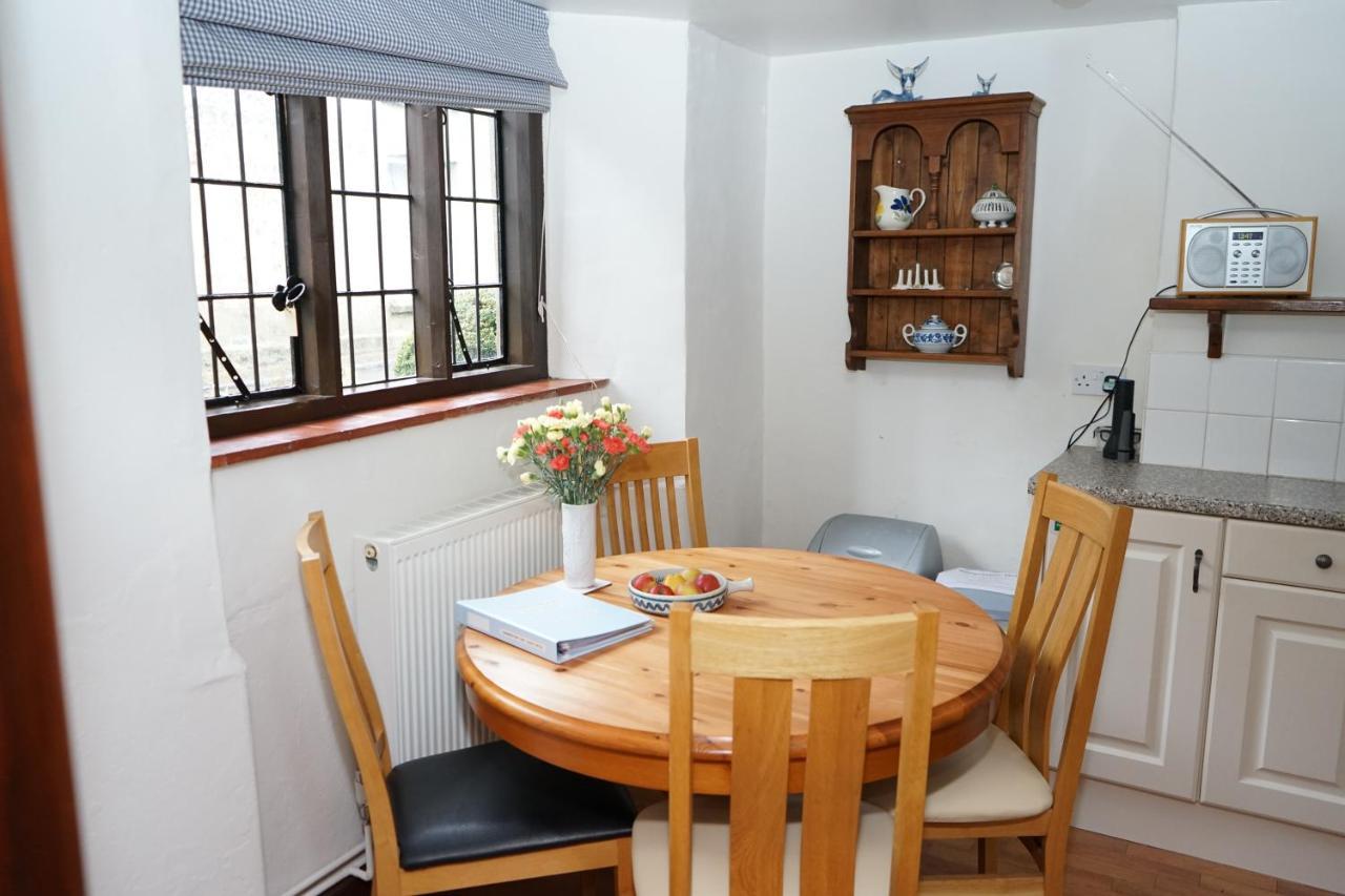 Character 2 Double Bedroom Cottage In Shaftesbury Εξωτερικό φωτογραφία